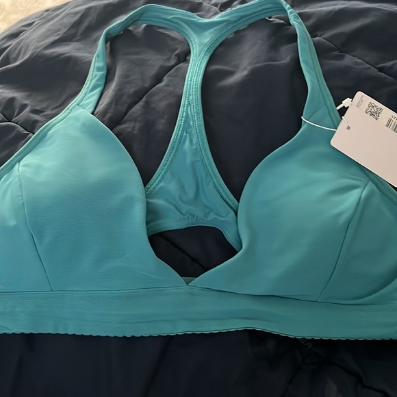 Lulu lemon new with tags bra size 8 - Picture 2 of 6